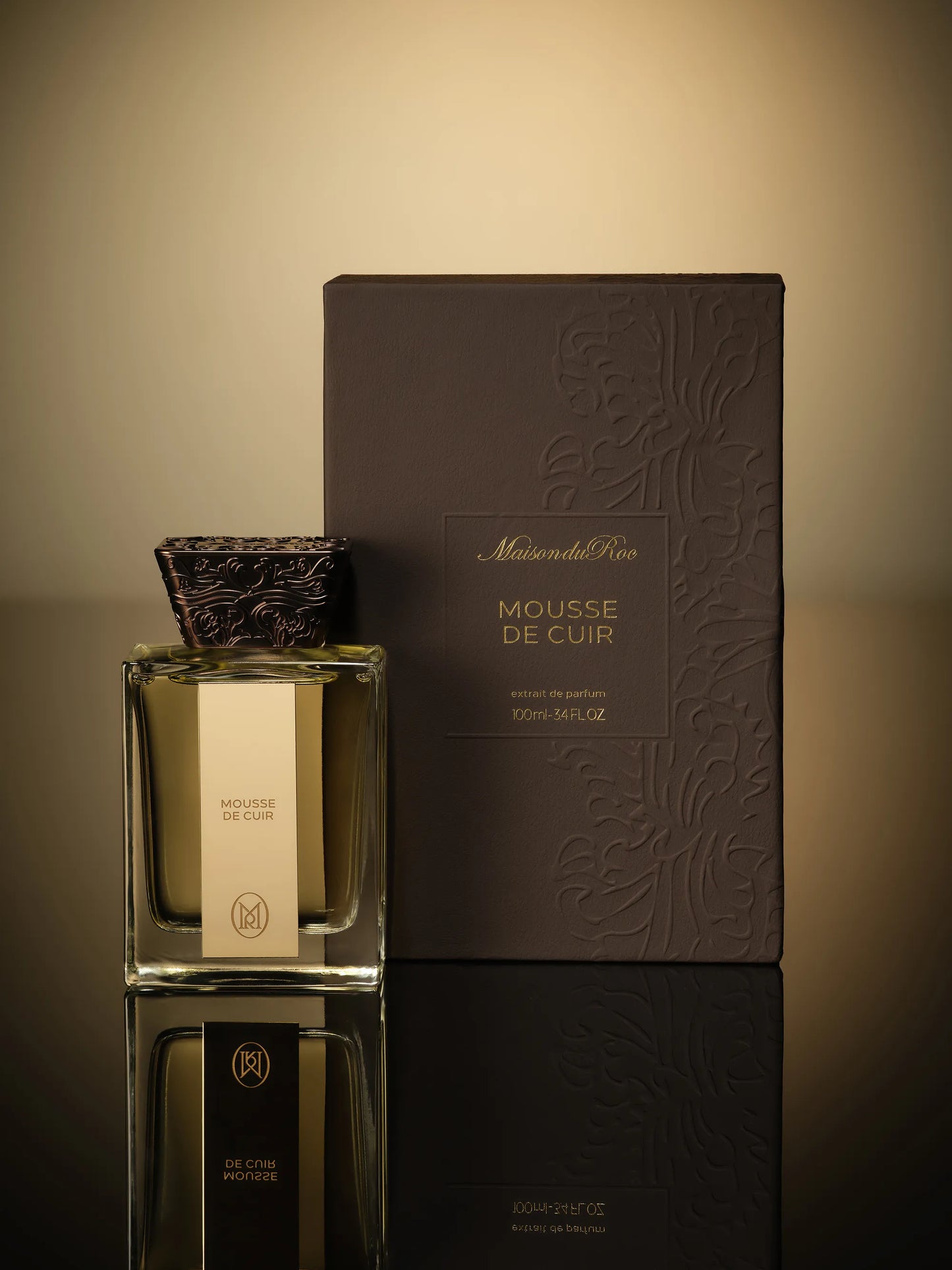 Maison Du Roc Mousse De Cuir Fragrance AMBERY, LEATHERY, MILKY Key Notes Top: Ambrette Absolute, Bergamot, Cocoa Middle: Coffee, Macchiato Accord, Warm Leather, Hazelnut Base: Vetiver Bourbon, Musks, Moss, Sandalwood